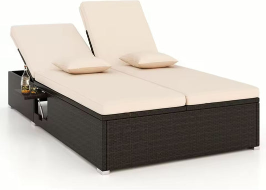 Velloremi Luxury Outdoor Rattan Daybed for Two - Velloremi